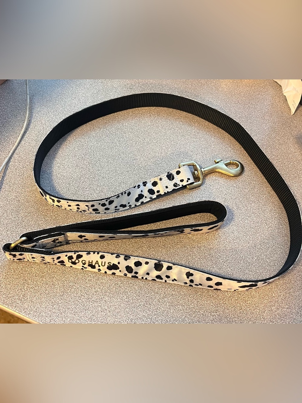 DOGHAUS Dalmatian Spot Print Heavy Duty
Dog Leash Size: Medium